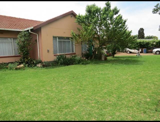 7 BEDROOM HOUSE FOR SALE IN ELSPARK